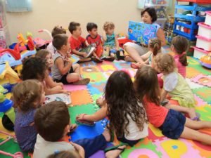 Sites que oferecem atividades para educação infantil de graça